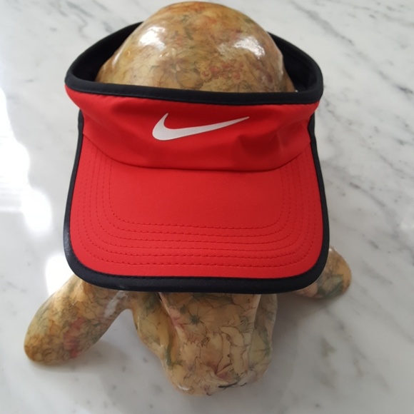 Nike Other - Nike Dri Fit Featherlight Visor NWOT 🍎HOST PICK🍎